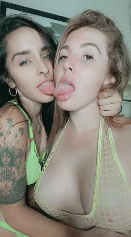 mybisexualbestfriend star porn photos