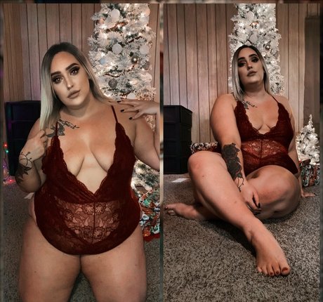 luxxxstone model erotic pictures