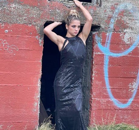 Isabella DuCharme pornstar xxx galleries