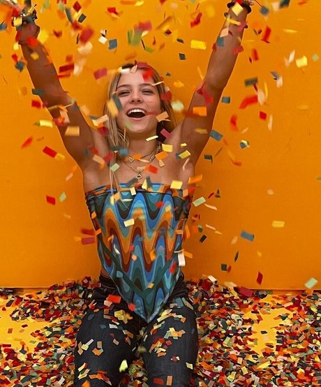 Isabella DuCharme pornographic model image