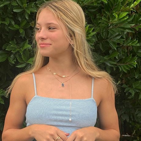 Isabella DuCharme best star images