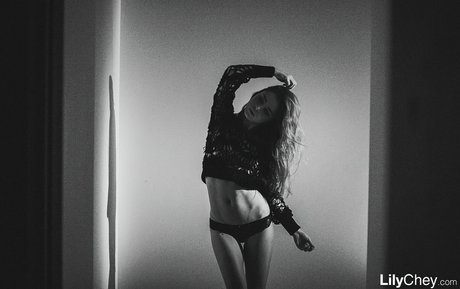 petite skinny onlyfans art nude image