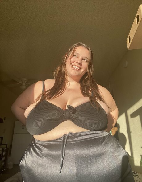 big tits curvy onlyfans naked gallery