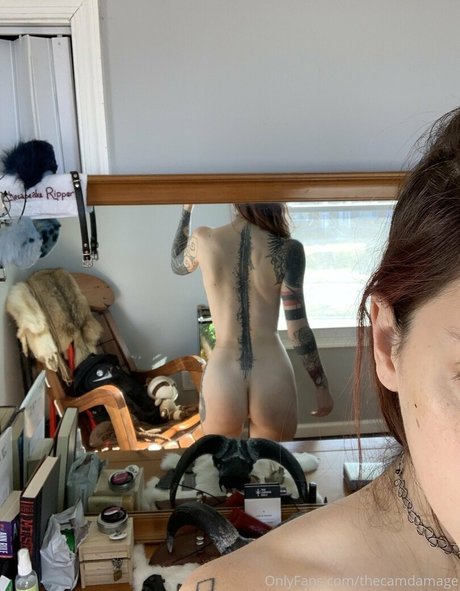 thecamdamage sexy model pic