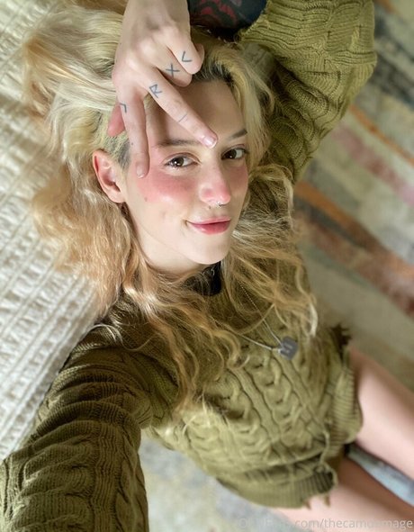 female popular onlyfans hot nude pictures