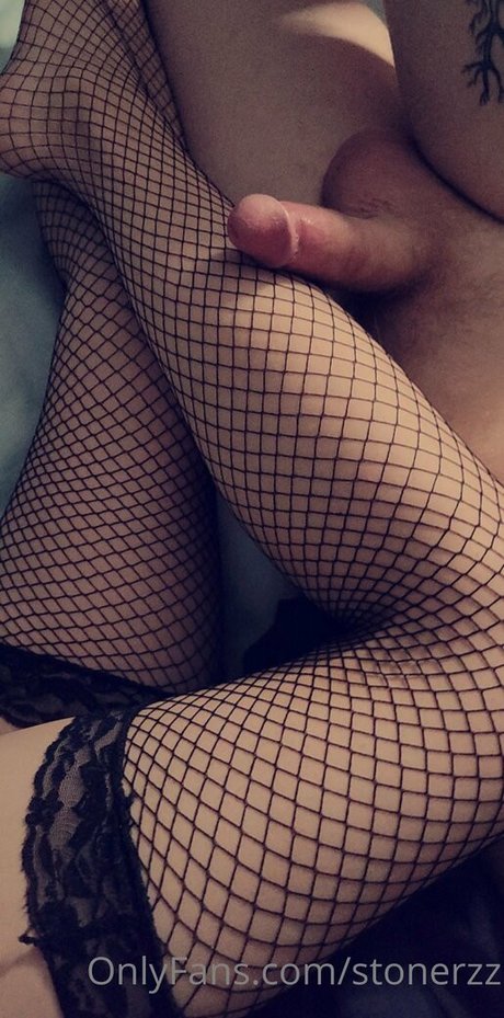 stonerzz model exclusive gallery