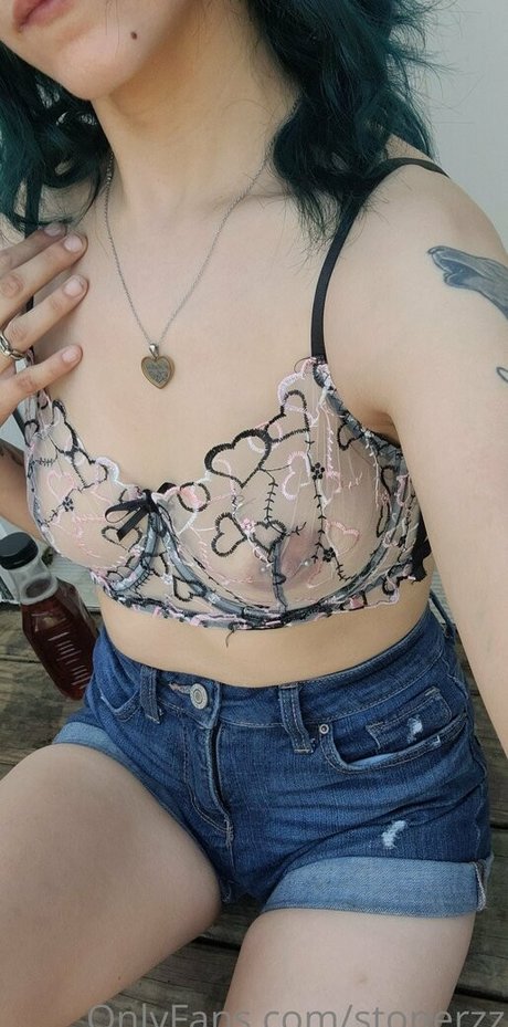 stonerzz nice model gallery