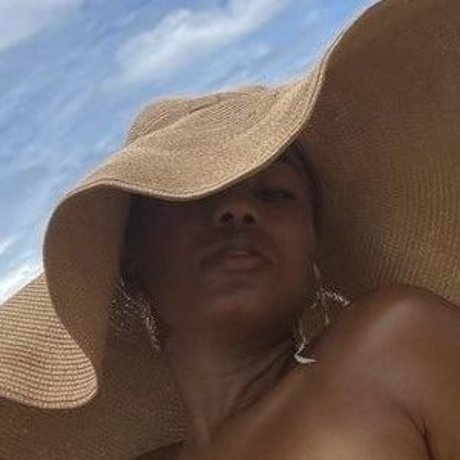 Lady Dadoune star best photo