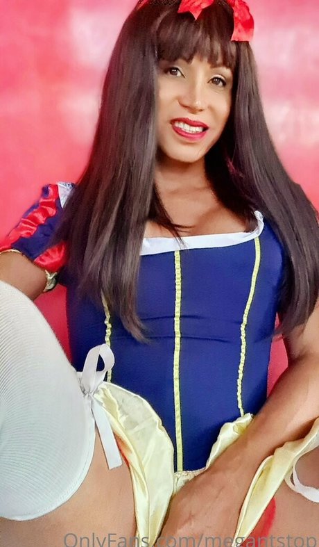 megantstop erotic model gallery