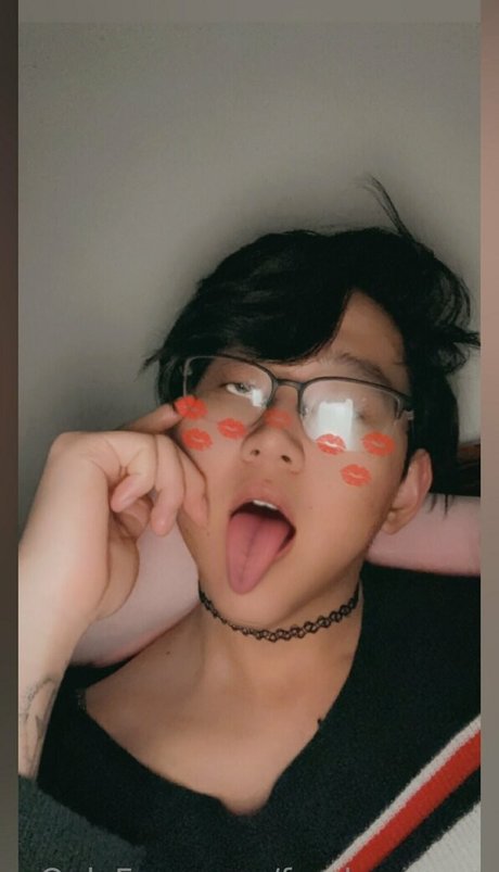 femboysnom erotic model picture