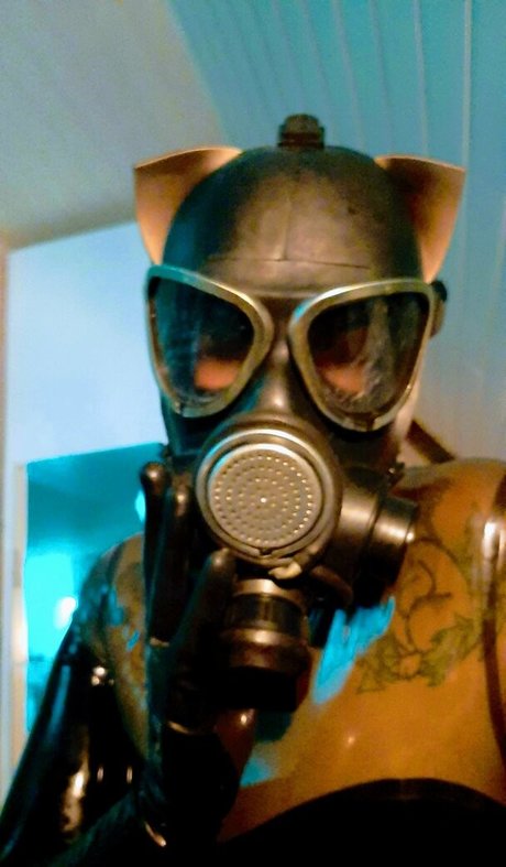 heavyrubberette star pictures