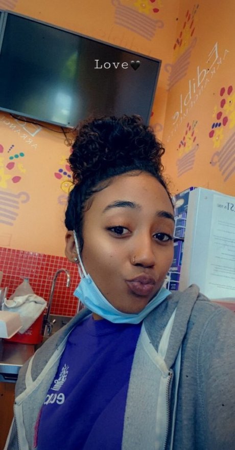 swinger milf onlyfans hot naked img