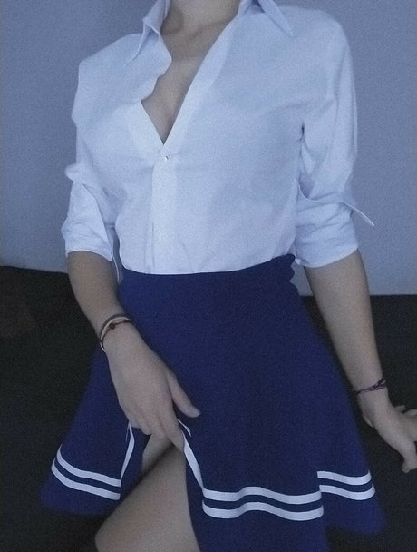 Kindessa sama xxx model img