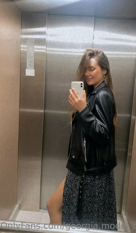 famous nude onlyfans free porn img