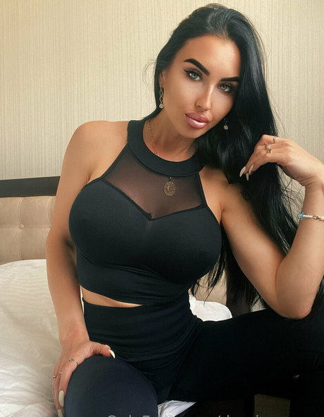 damiana pro exclusive star pictures