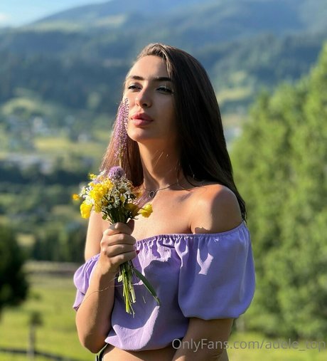 adele top art star image