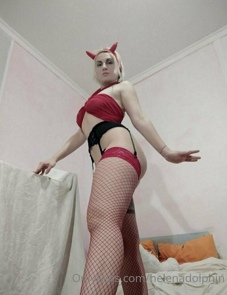 helenadolphin star best pic