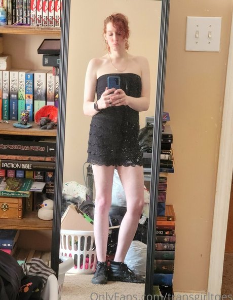 transgirltoes erotic star picture