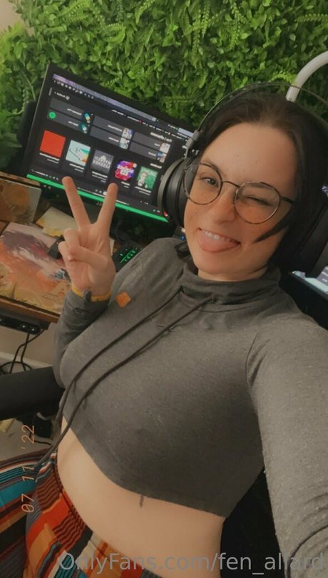 fen allard nude star pics