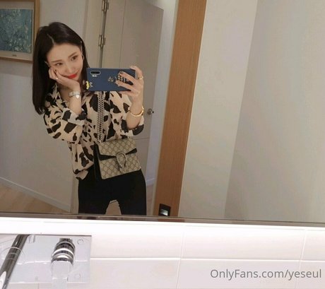 yeseul nudes actress photos