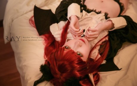 Senyuki model hot images