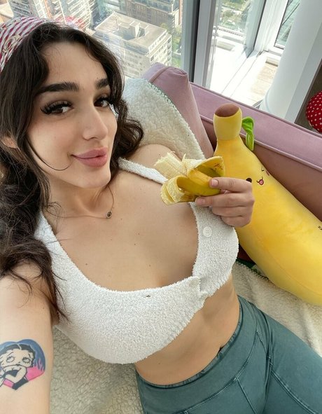 Itsivyblue porn actress pictures