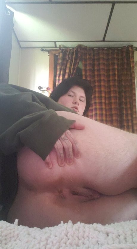 ftmincubus erotic actress photo