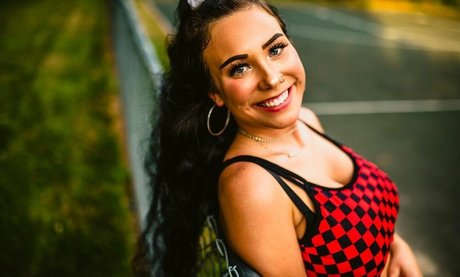 Marlee Fridley star sexy pic