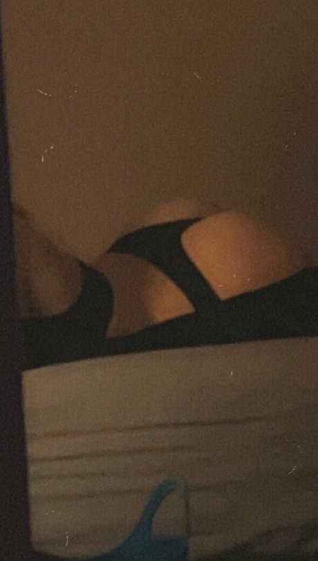 miniloupxxx pornstar hd pics