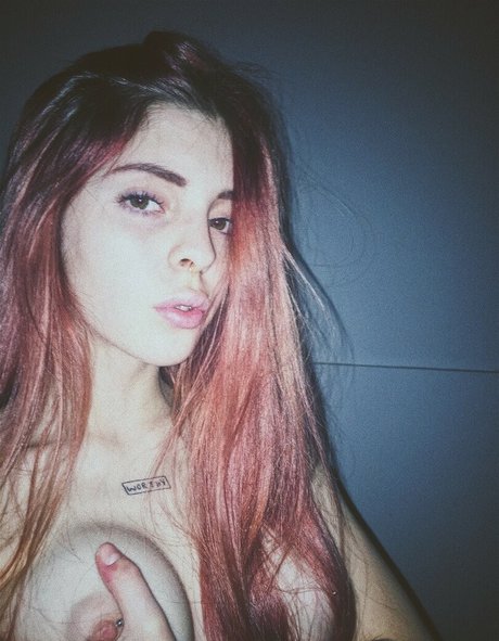 Arielanotariana pornstar pretty picture