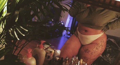 BadGyalGoodLife model nice images