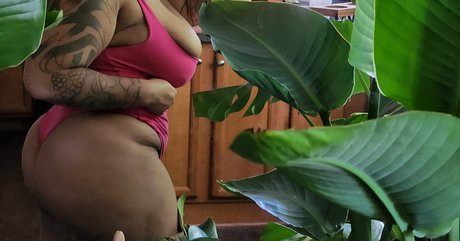 BadGyalGoodLife hot model gallery