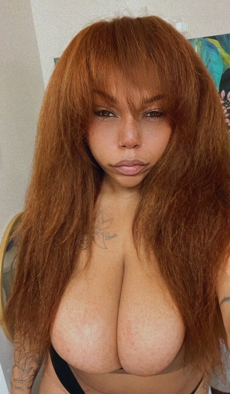 BadGyalGoodLife nude model archive