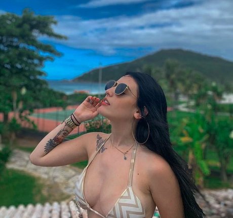 Odara Poletto hd star photo