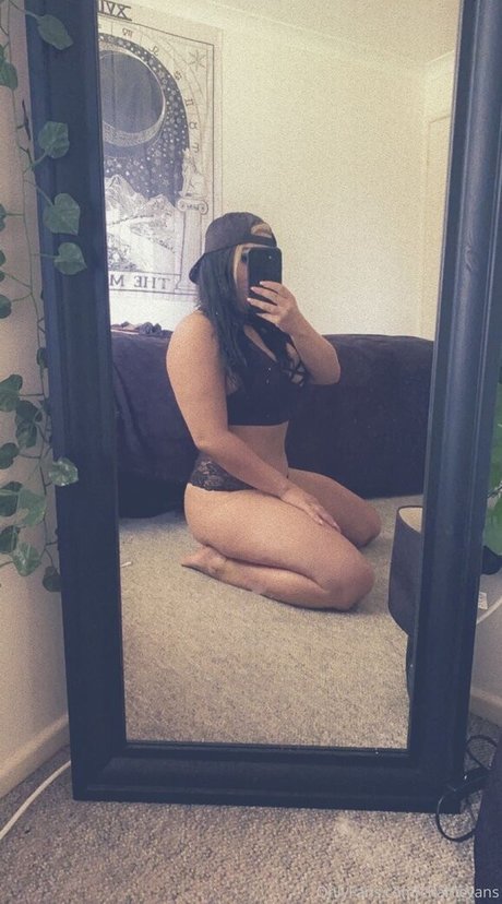 Charli Evans star top images