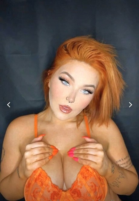 Charli Evans nude pornstar gallery