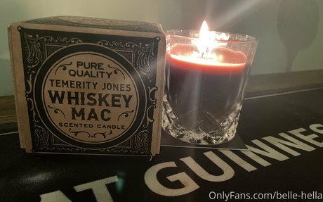 belle hella model sexy pic