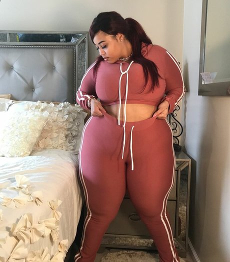 Jasmine Gunn erotic model images