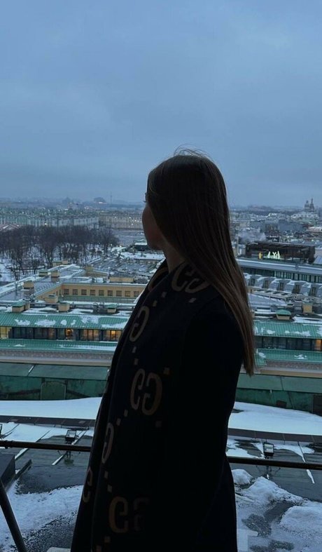 ImSarahisizzu model nudes pic