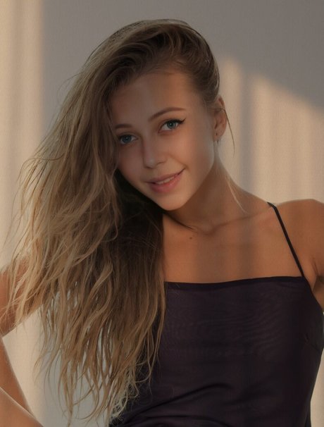 ImSarahisizzu nude pornstar pictures