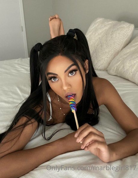 Marble Girl erotic actress photos