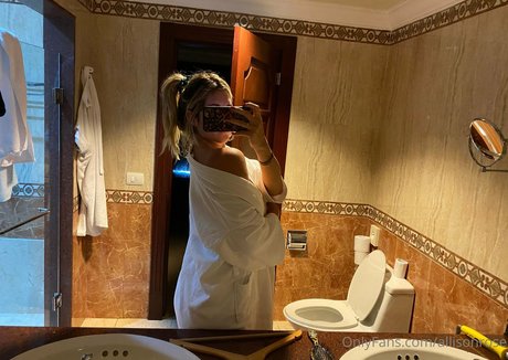 mom ass onlyfans hot naked pics