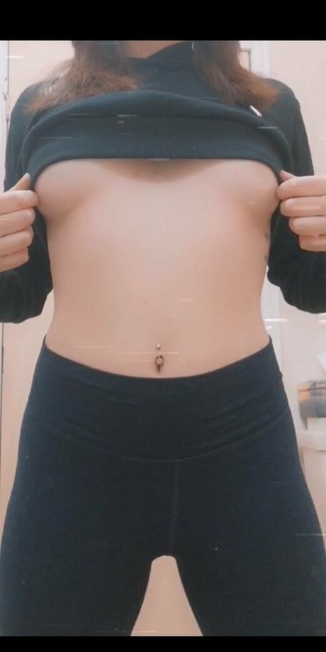 mrsinnocennnt pornstar nude archive