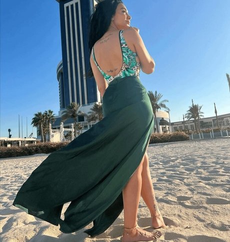 Mirhan Hussein model sexy gallery