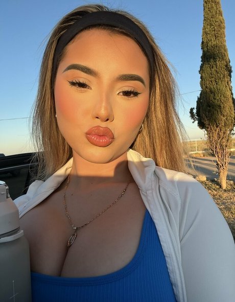 Mysticaldreamgyal Quick model image