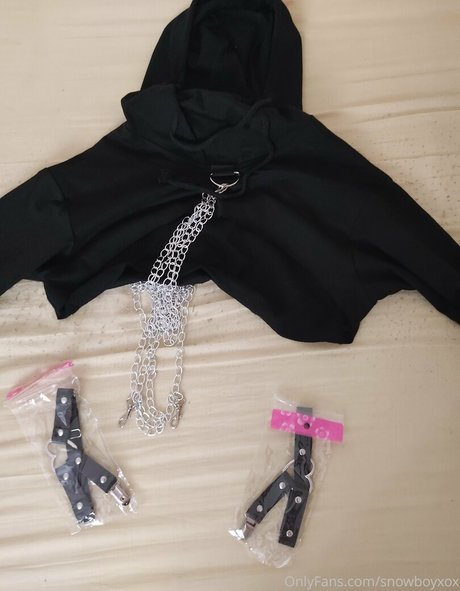 snowboyxox Quick model image