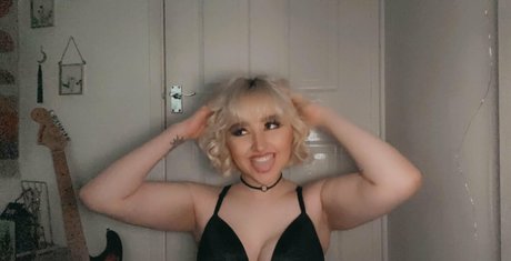 vladdrac__ beautiful pornstar picture