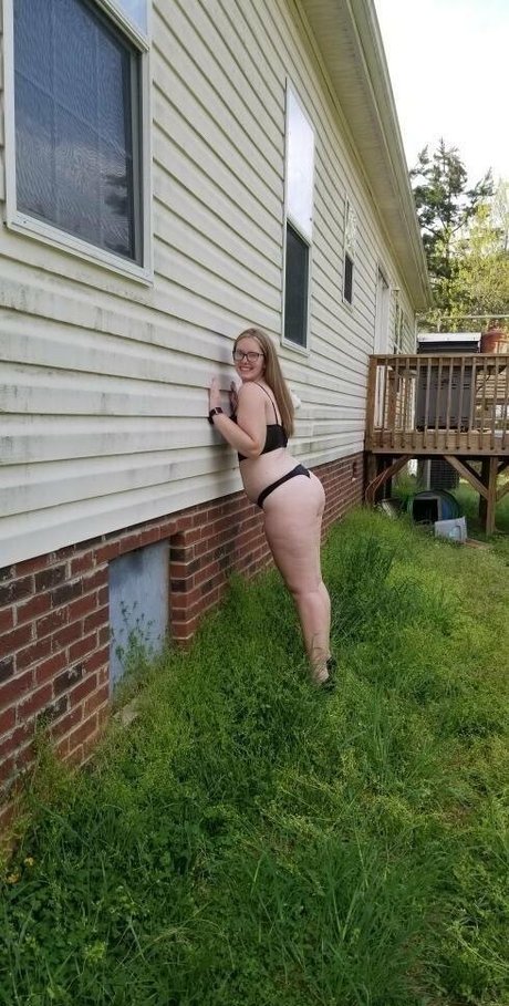 faithyangel model naked images