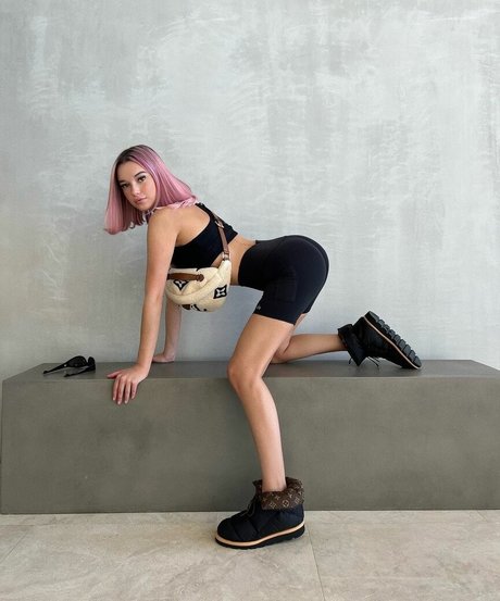 Sarah Snyder best star picture