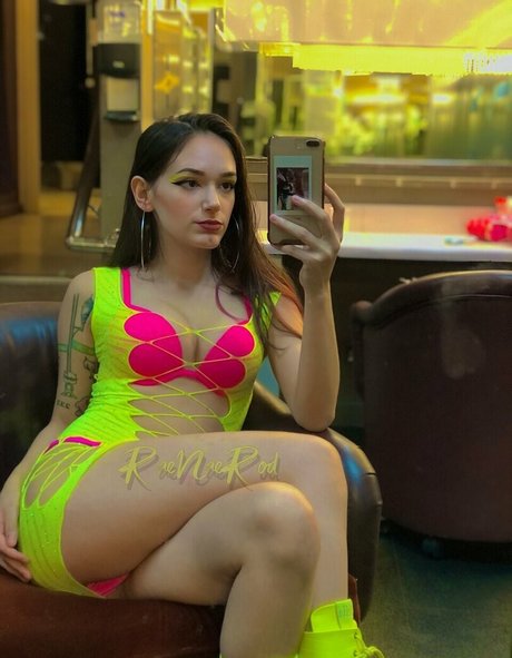 RaeNaeRod nude pornstar gallery